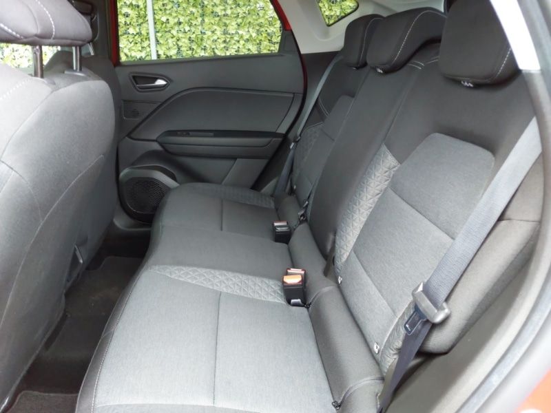 Used Renault Captur 2022 for sale - 76519157: Photo 6