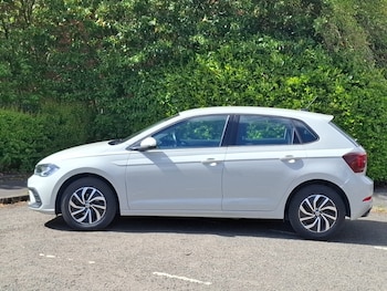 Used Volkswagen Polo 2024 for sale - 78704417: Photo