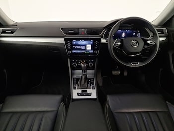 Used Skoda Superb 2023 for sale - 75621965: Photo
