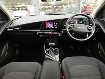 Used Kia Niro 2023 for sale - 78477980: Photo