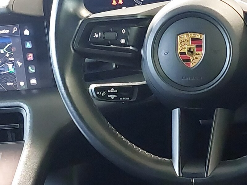 Used Porsche Taycan 2021 for sale - 77876005: Photo 10