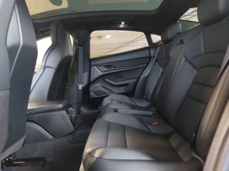 Used Porsche Taycan 2021 for sale - 77876005: Photo 6