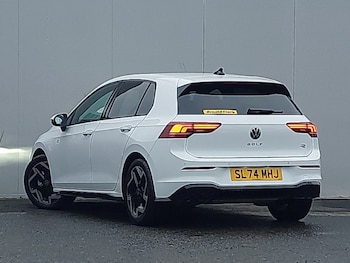 Used Volkswagen Golf 2024 for sale - 77401571: Photo