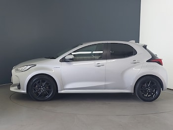 Used Toyota Yaris 2021 for sale - 78522397: Photo