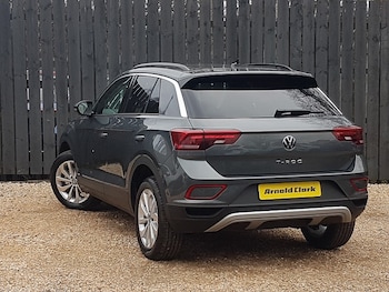 Used Volkswagen T-Roc 2025 for sale - 77986179: Photo