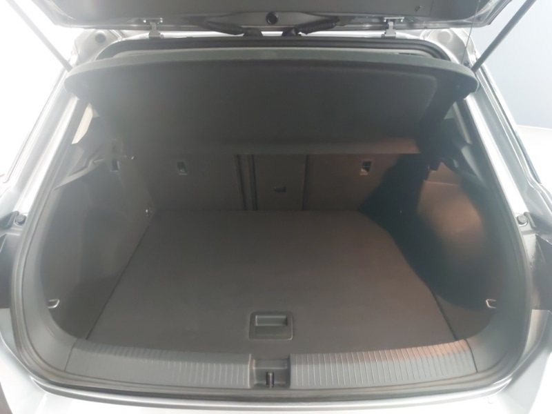 Used Volkswagen T-Roc 2023 for sale - 77722253: Photo 8