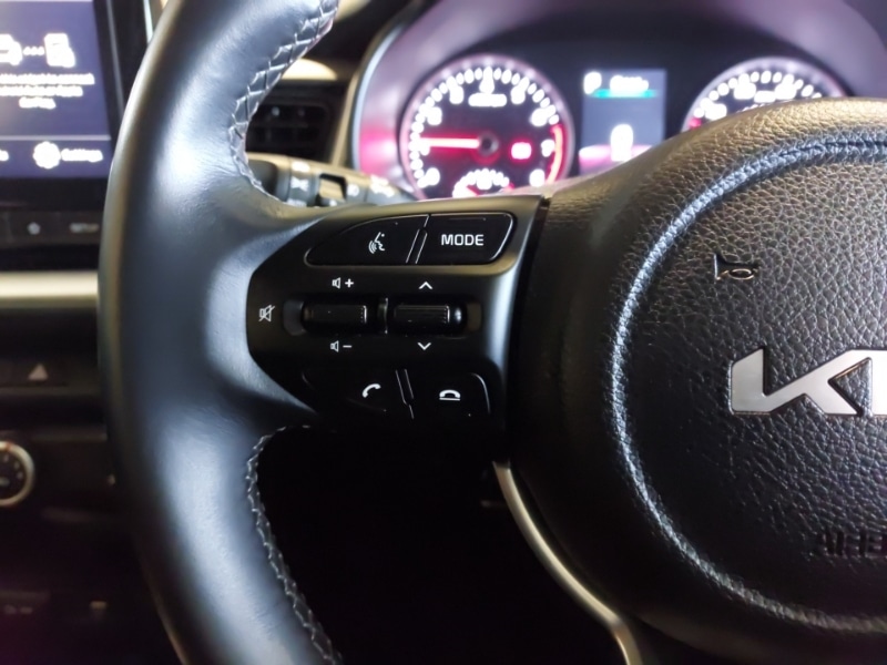 Used Kia Stonic 2023 for sale - 77219415: Photo 10