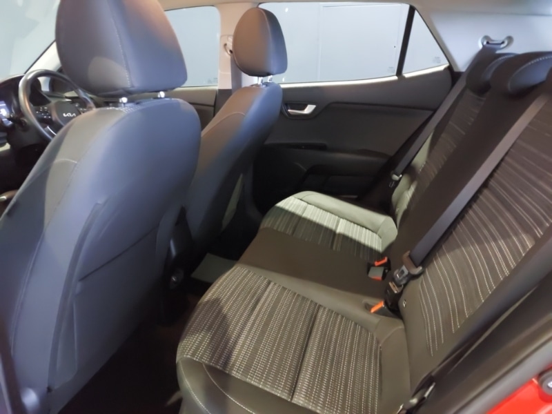 Used Kia Stonic 2023 for sale - 77219415: Photo 6
