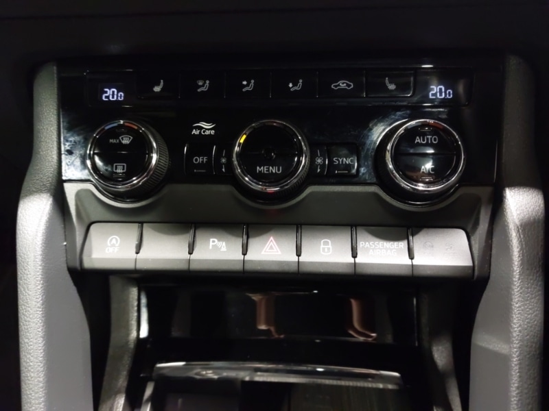 Used Skoda Karoq 2024 for sale - 76817361: Photo 12