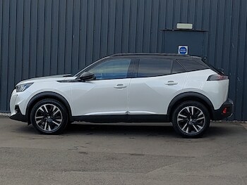 Used Peugeot 2008 2021 for sale - 75852056: Photo