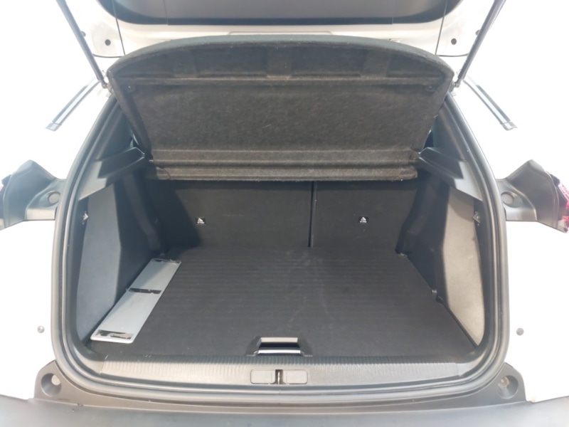 Used Peugeot 2008 2022 for sale - 76519168: Photo 8