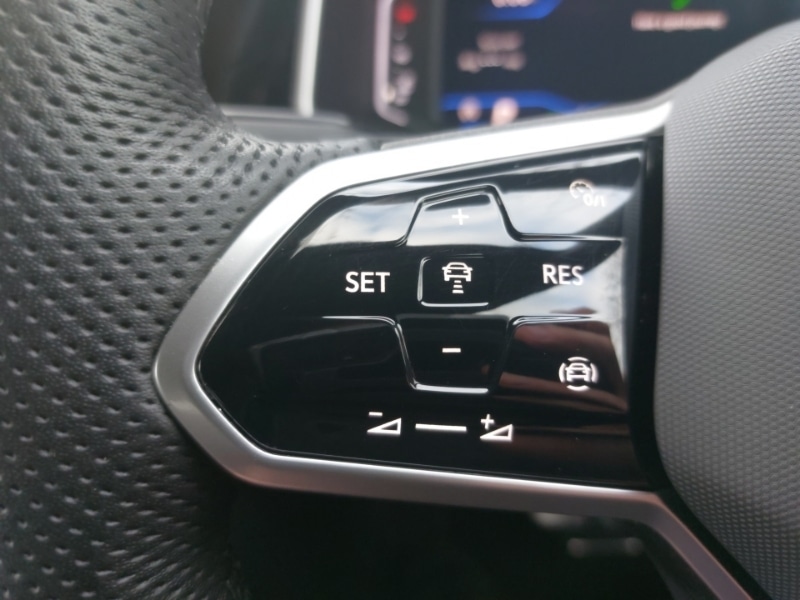 Used Volkswagen T-Roc 2023 for sale - 76506584: Photo 12