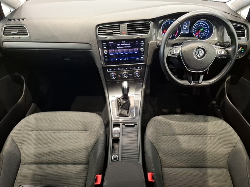 Used Volkswagen Golf 2020 for sale - 76479169: Photo 2