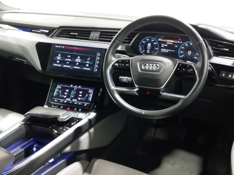 Used Audi e-tron 2020 for sale - 77999075: Photo 10