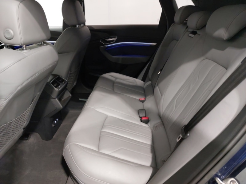 Used Audi e-tron 2020 for sale - 77999075: Photo 6