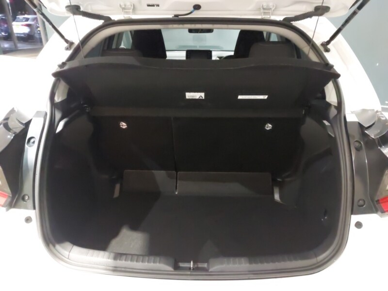 Used Toyota Yaris 2022 for sale - 77556574: Photo 8