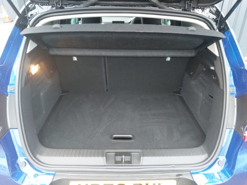 Used Renault Captur 2023 for sale - 77923831: Photo 8