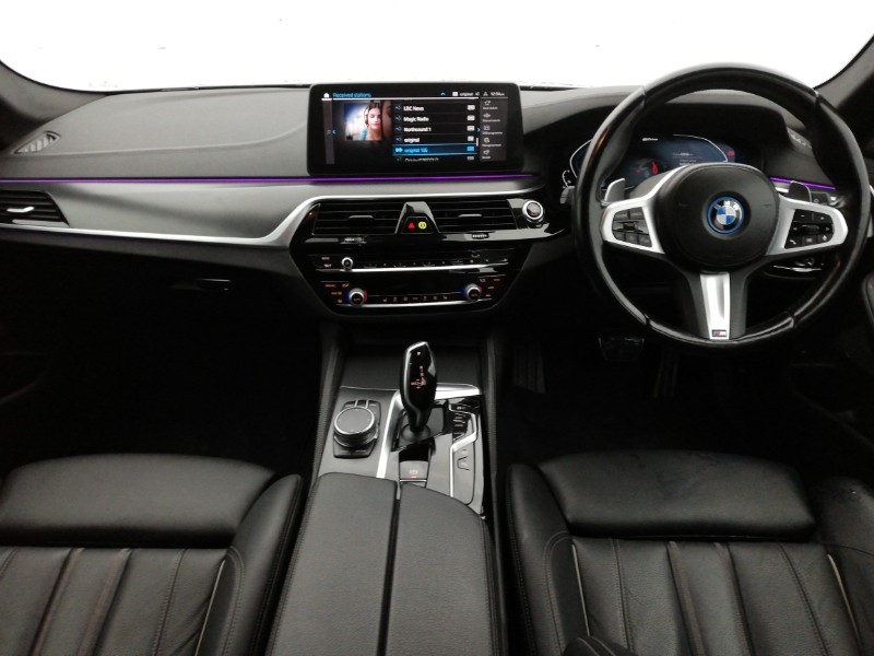 Used BMW 5 Series 2023 for sale - 77923916: Photo 2