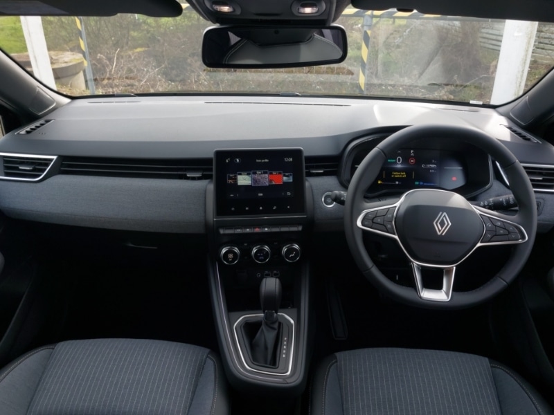 Used Renault Clio 2025 for sale - 78066401: Photo 2