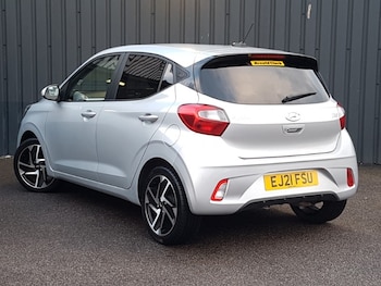 Used Hyundai i10 2021 for sale - 77380478: Photo