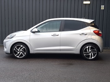 Used Hyundai i10 2021 for sale - 77380478: Photo