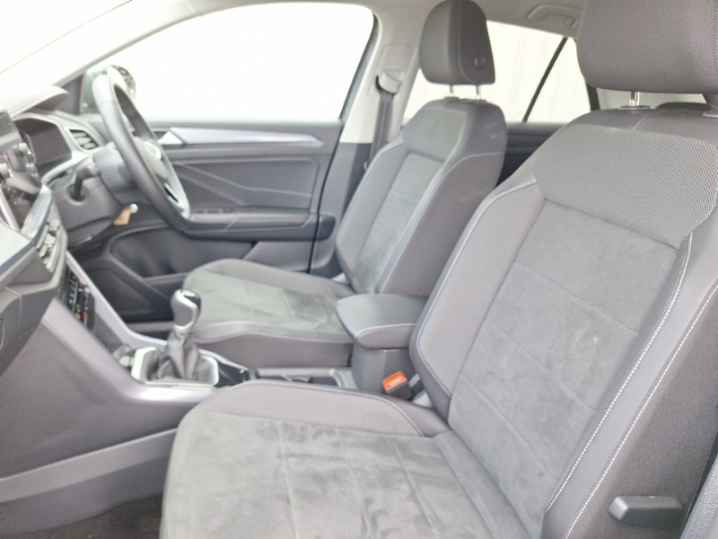 Used Volkswagen T-Roc 2024 for sale - 76745919: Photo 5