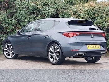 Used SEAT Leon 2023 for sale - 77912065: Photo