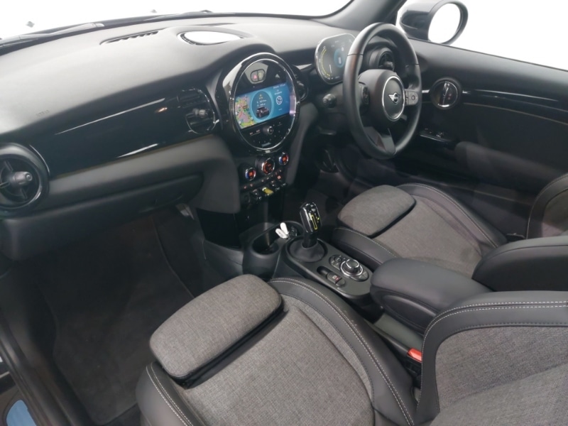 Used MINI Hatch 2023 for sale - 77399136: Photo 5