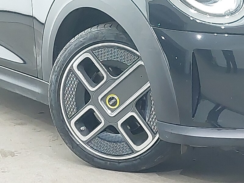 Used MINI Hatch 2023 for sale - 77399136: Photo 9