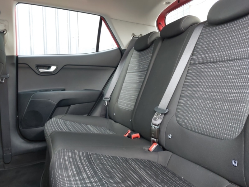 Used Kia Stonic 2021 for sale - 76567635: Photo 6