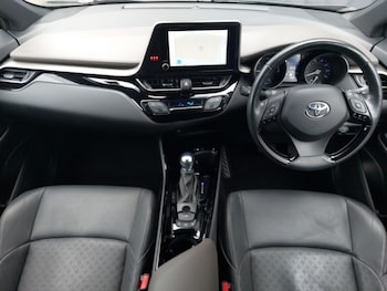 Used Toyota C-HR 2022 for sale - 76220989: Photo 2
