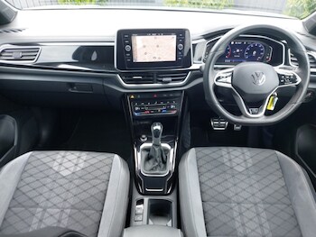 Used Volkswagen T-Roc 2023 for sale - 78392239: Photo