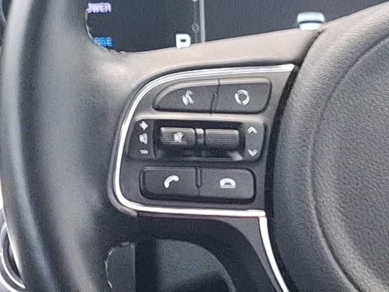 Used Kia Niro 2020 for sale - 76404304: Photo 10