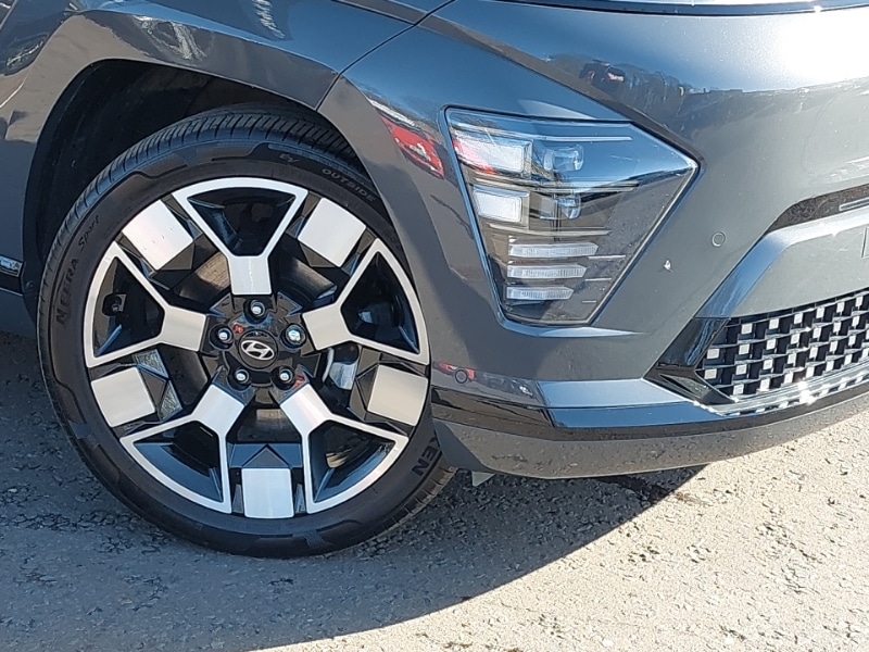 Used Hyundai KONA 2023 for sale - 77777588: Photo 9