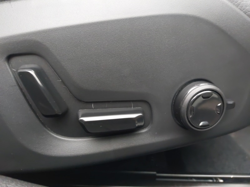 Used Volvo V60 2025 for sale - 77540460: Photo 12