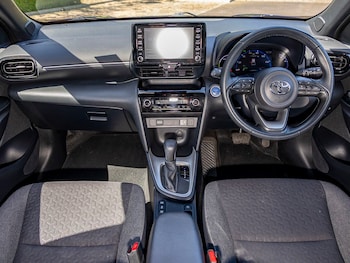 Used Toyota Yaris Cross 2022 for sale - 75569262: Photo