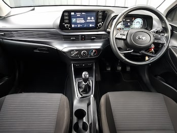 Used Hyundai i20 2022 for sale - 76502482: Photo