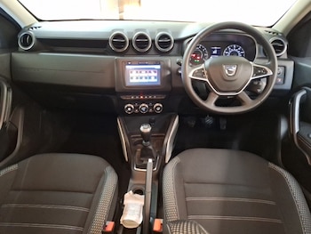 Used Dacia Duster 2021 for sale - 78674637: Photo
