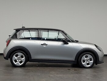 Used MINI Cooper 2024 for sale - 77312179: Photo