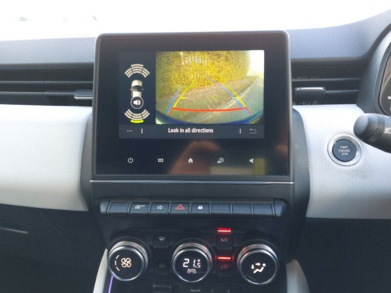 Used Renault Clio 2023 for sale - 77949990: Photo 11