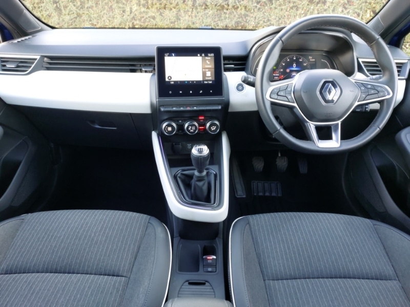 Used Renault Clio 2023 for sale - 77949990: Photo 2
