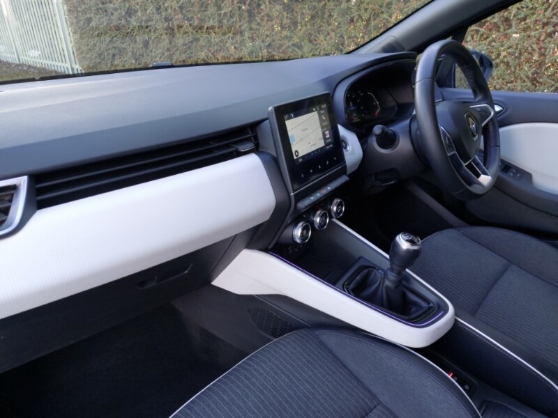 Used Renault Clio 2023 for sale - 77949990: Photo 5