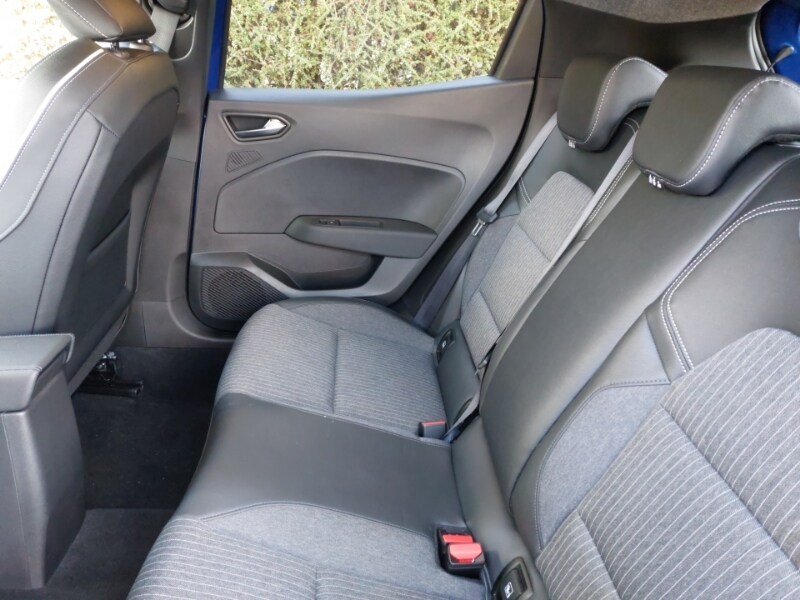 Used Renault Clio 2023 for sale - 77949990: Photo 6