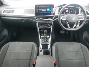 Used Volkswagen T-Roc 2025 for sale - 79419539: Photo