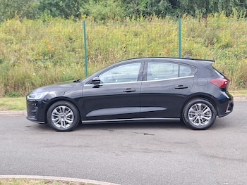 Used Ford Focus 2023 for sale - 79505300: Photo