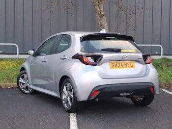 Used Mazda Mazda2 HYBRID 2024 for sale - 77762042: Photo