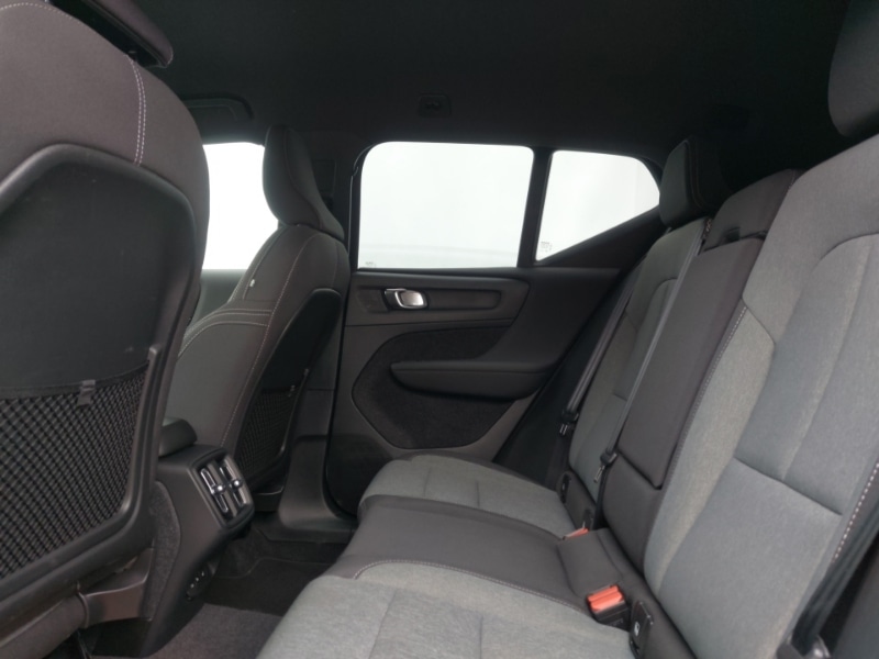 Used Volvo XC40 2023 for sale - 77308092: Photo 6