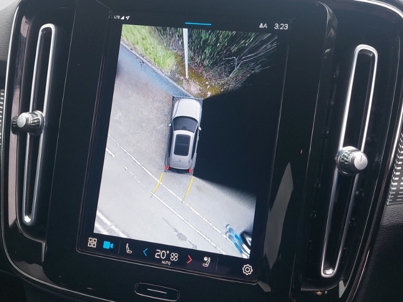 Used Volvo XC40 2023 for sale - 77652490: Photo 10