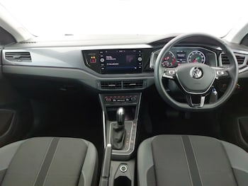 Used Volkswagen Polo 2019 for sale - 75684051: Photo