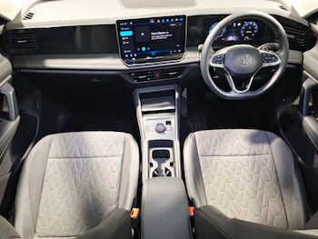 Used Volkswagen Tiguan 2024 for sale - 77010867: Photo